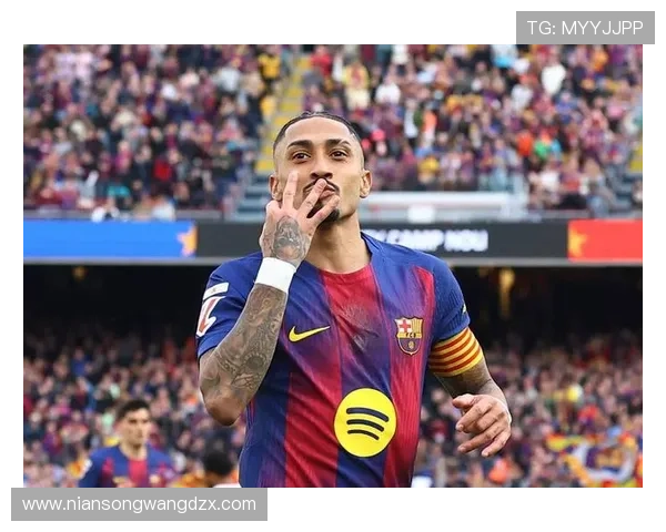 传射建功,欧冠官方:拉菲尼亚当选全场最佳球员 传射建功,欧冠官方:拉菲尼亚当选全场最佳球员